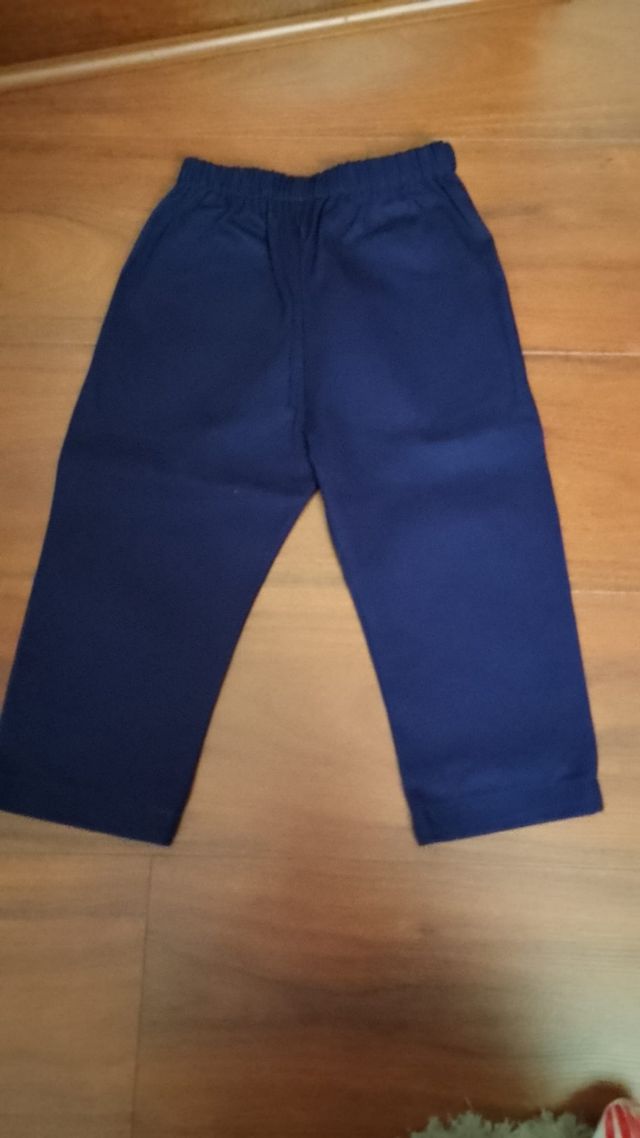 Pantalón azul marino talla 4-5