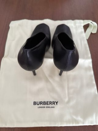 Zapatos de tacon Burberry