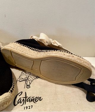 Alpargatas Castañer Negras Planas 4 cm