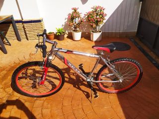 Bicicleta de montaña CSB Racer