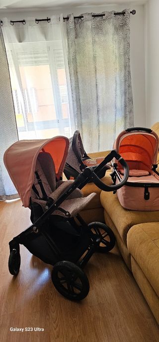 Carrito de bebé ( marca jane)
