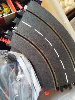 Pista Scalextric Carrera y coches. Como nueva.