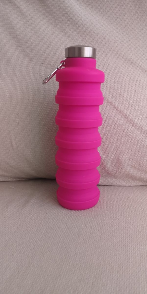 Botella de agua plegable rosa