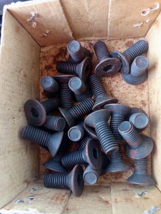 Tornillos DIN7991 12x30 Negro