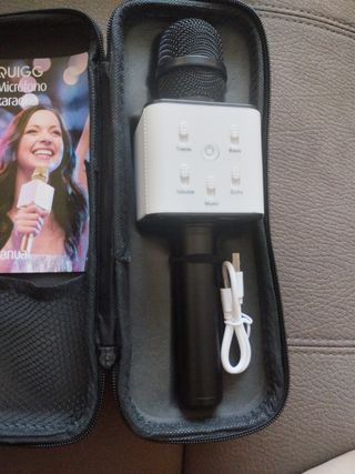 Micrófono Karaoke Quigg Negro y Blanco