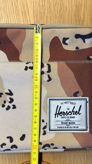 Custodia Herschel mimetica per Tablet/iPad