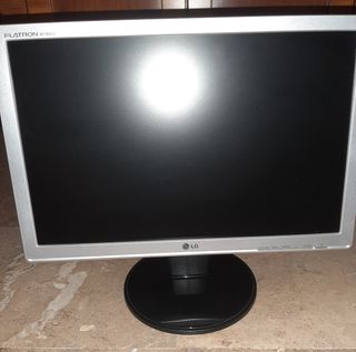 Monitor LG Flatron W1942S Plata