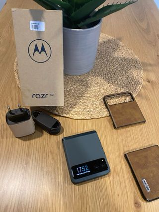 Motorola Razr 40 256GB Negro/Marrón