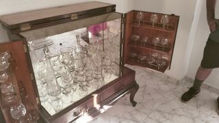 Mueble Bar Antiguo Madera y Cristalería