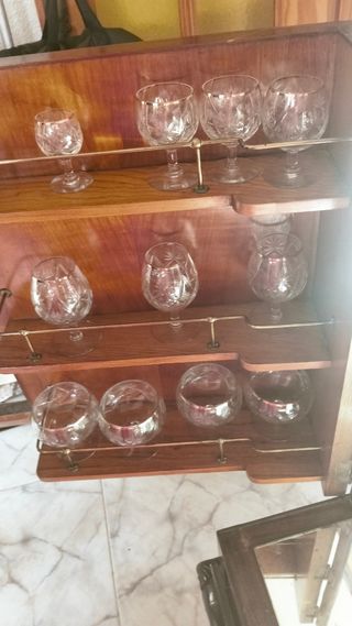 Mueble Bar Antiguo Madera y Cristalería