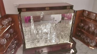 Mueble Bar Antiguo Madera y Cristalería