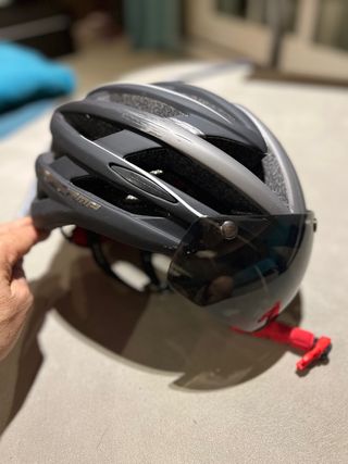 Casco Ciclismo Basecamp Adulto con Visera