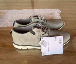 Zapatos de hombre beige