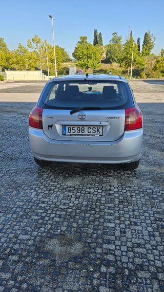 Toyota Corolla 2004