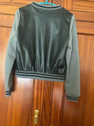 Cazadora Forever 21 polipiel y algodón