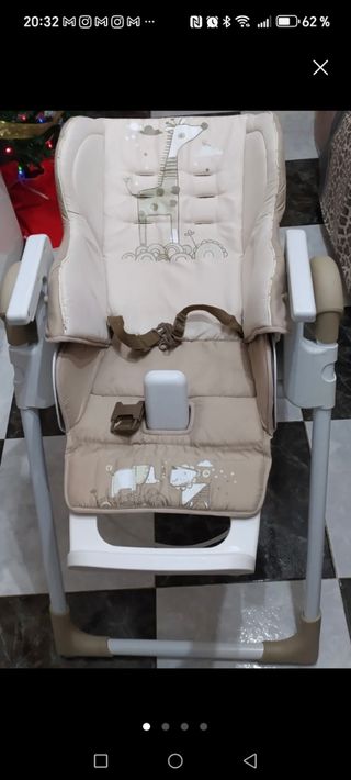 Trona para bebé con estampado de jirafa