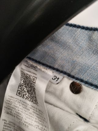 Pantalón Guess Azul Claro Desgastado