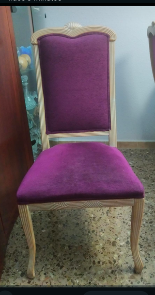 4 Sillas Originales Tapizadas Morado y Beige
