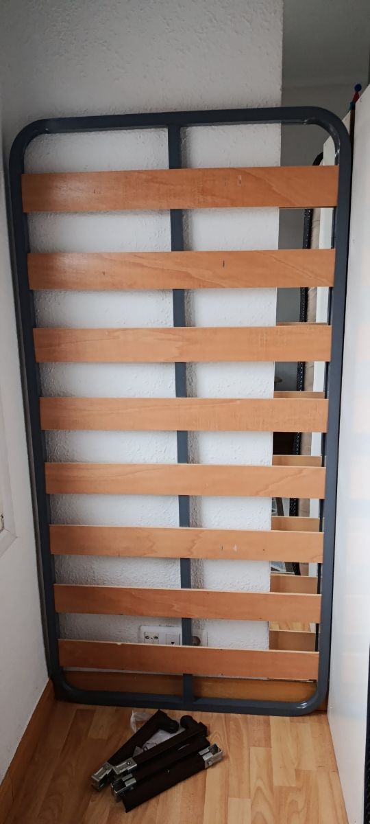 Somier 90x180cm con todas sus Patas 4.