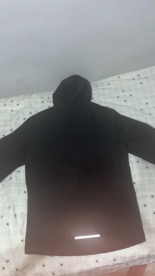 Sudadera reflectante Primark hombre negra