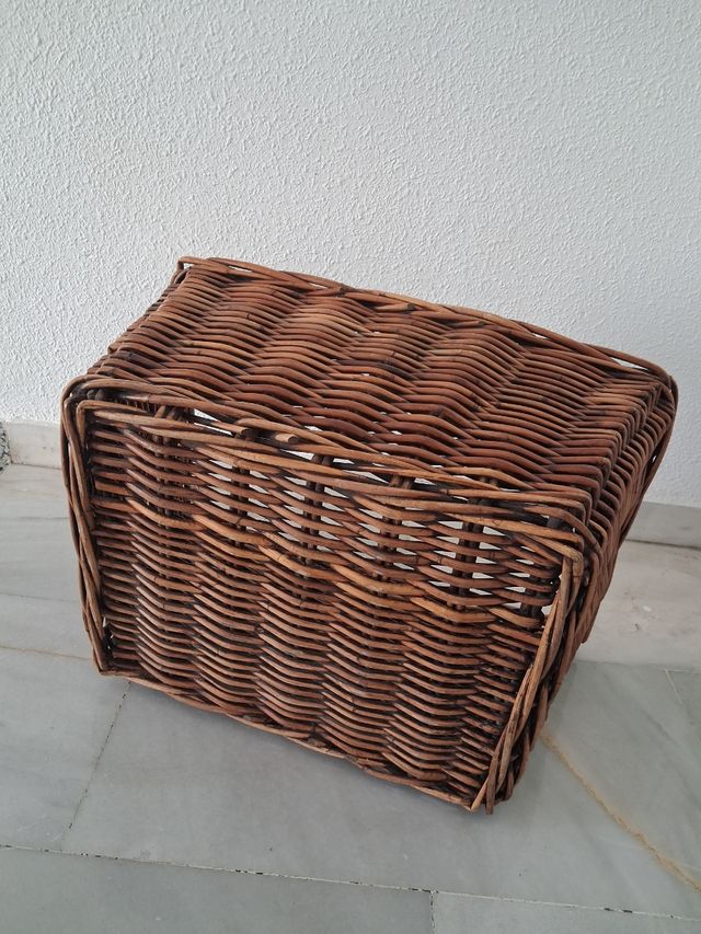 Cesta Mimbre Grande Asas Antigua