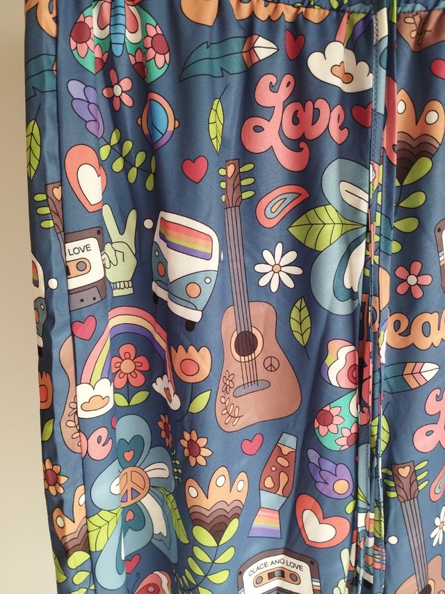 Pantalón estampado divertido