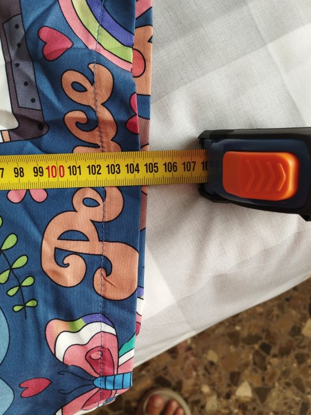 Pantalón estampado divertido