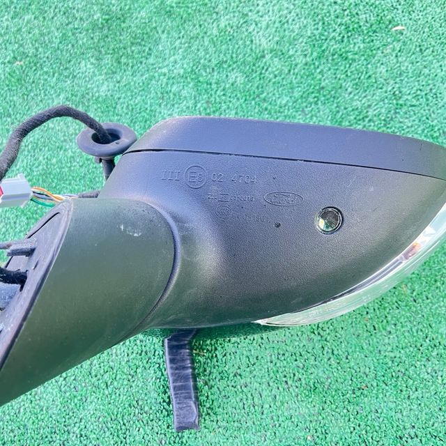 Retrovisor Derecho Ford Fiesta