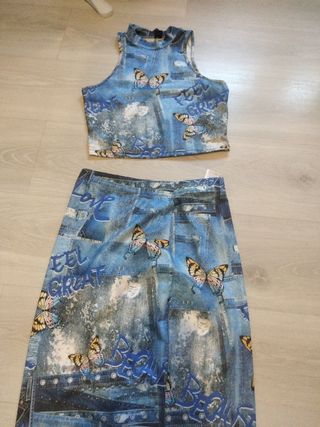 Conjunto Crop Top y Falda Mariposas