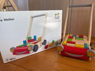 Andador Bebé Plan Toys “Baby Walker 5123”