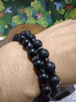 Lote 2 Pulseras Piedra Volcánica y Hematita