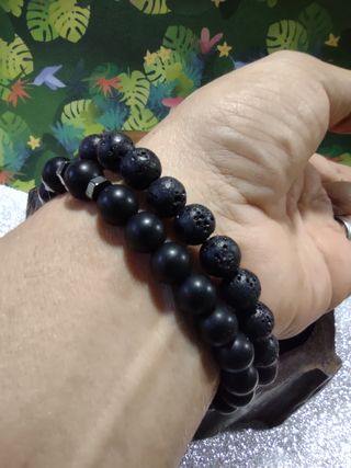 Lote 2 Pulseras Piedra Volcánica y Hematita