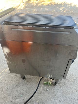 brasa    industrial de piedra volcánica ,gas