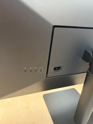 LG UltraFine 5K 27MD5KA-B Monitor