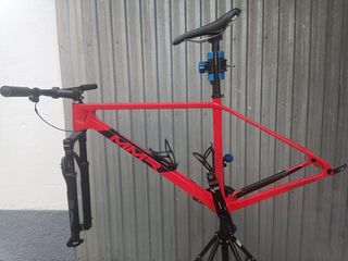 Cuadro MMR Rakish talla L con rockshox sid select