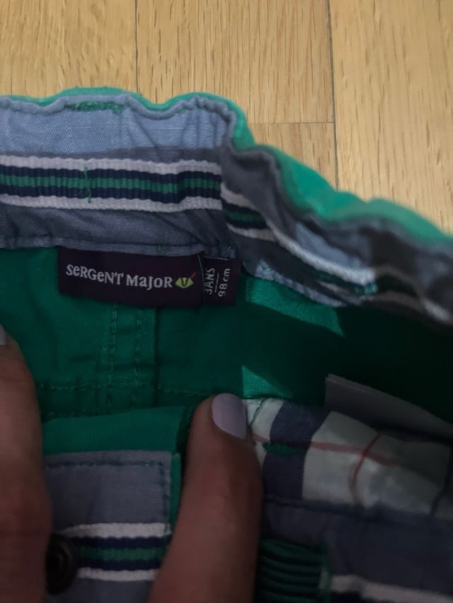 Pantalón niño verde talla 3 años