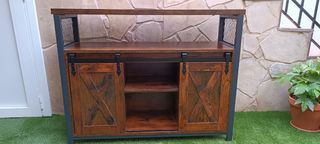 Mueble con puertas correderas estilo granero