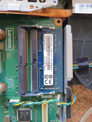 Lenovo V530