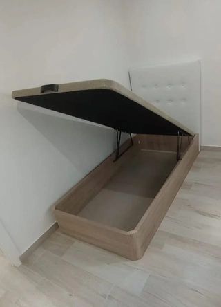 Canapé abatible y colchón