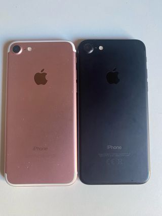2 iPhones 7 128GB Negro y Oro Rosa