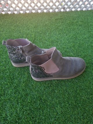 Botines Pablosky Gris y Plateado