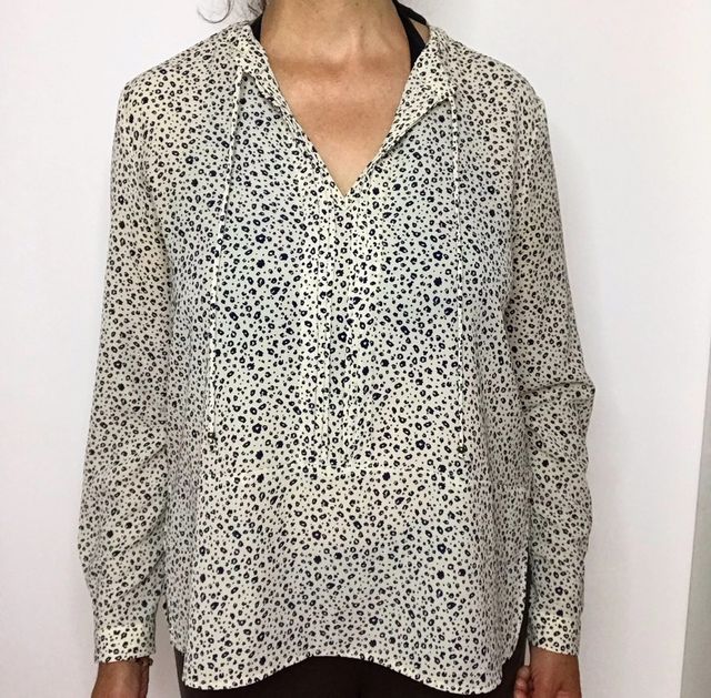 Blusa ligera manga larga estampado animal