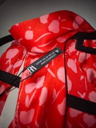 Vestido largo ZARA estampado floral rojo