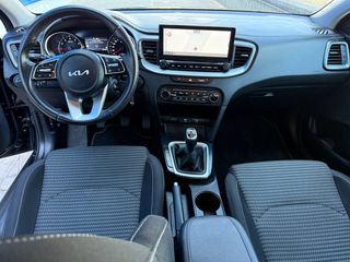 KIA XCeed tech