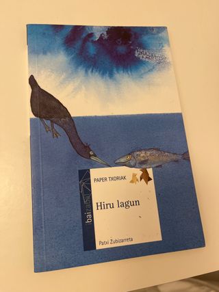 Hiru lagun
