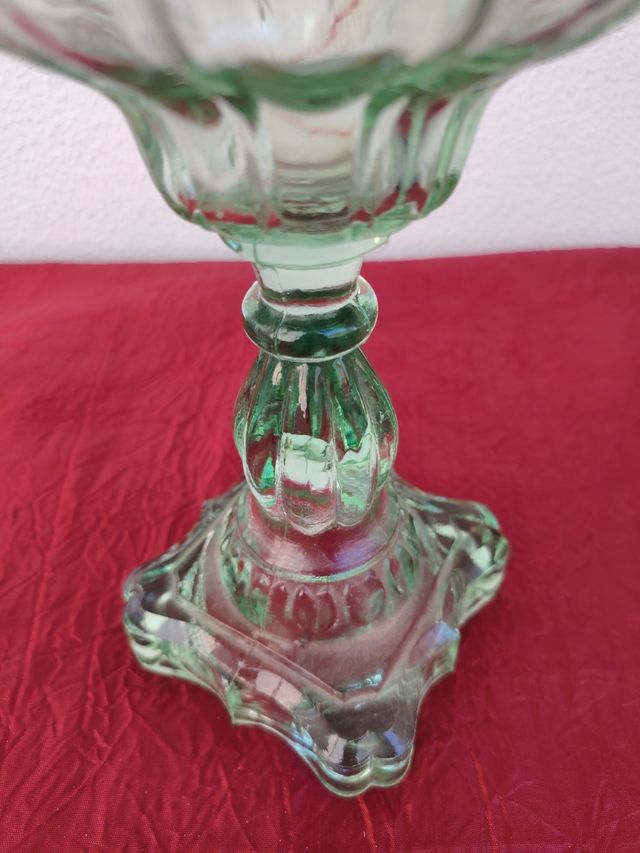 Lume a petrolio antico in vetro verde