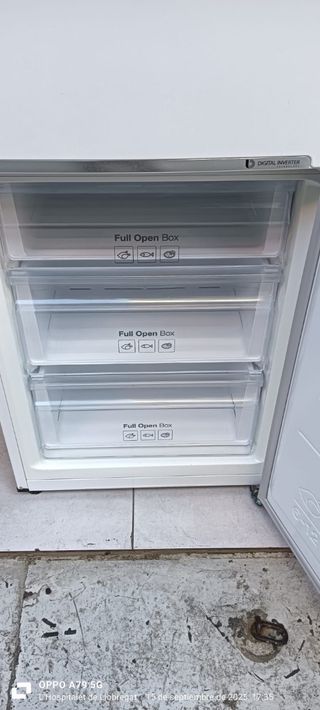 Nevera Combi Samsung Blanca
No Frost energía A+
