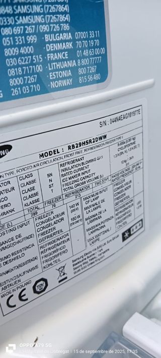 Nevera Combi Samsung Blanca
No Frost energía A+
