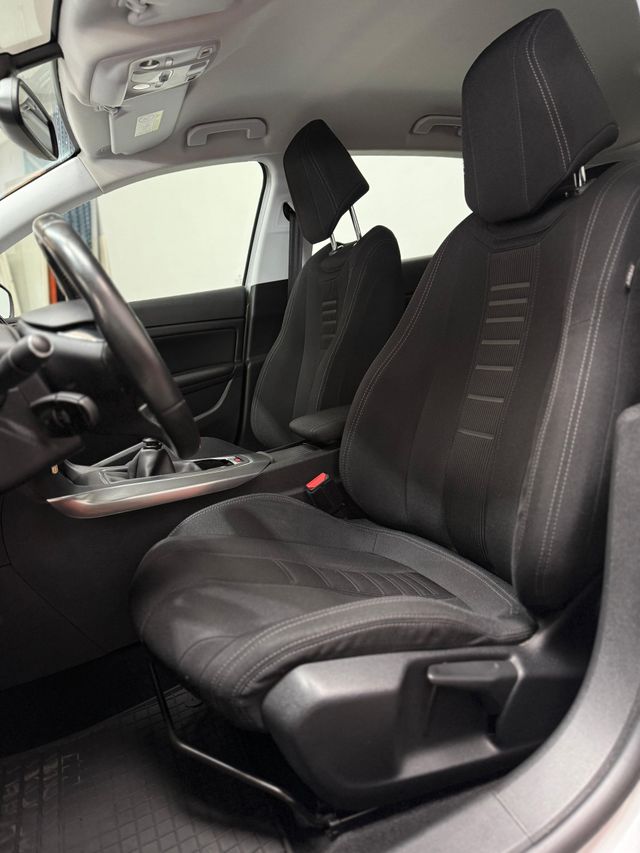 Peugeot 308 2014