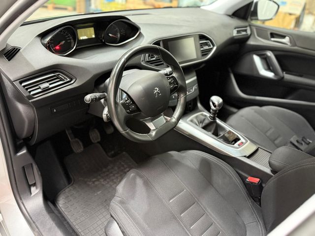 Peugeot 308 2014